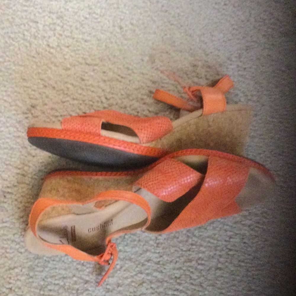 Clarks Women's Vibrant Orange Wedges - Picture 5 of 5